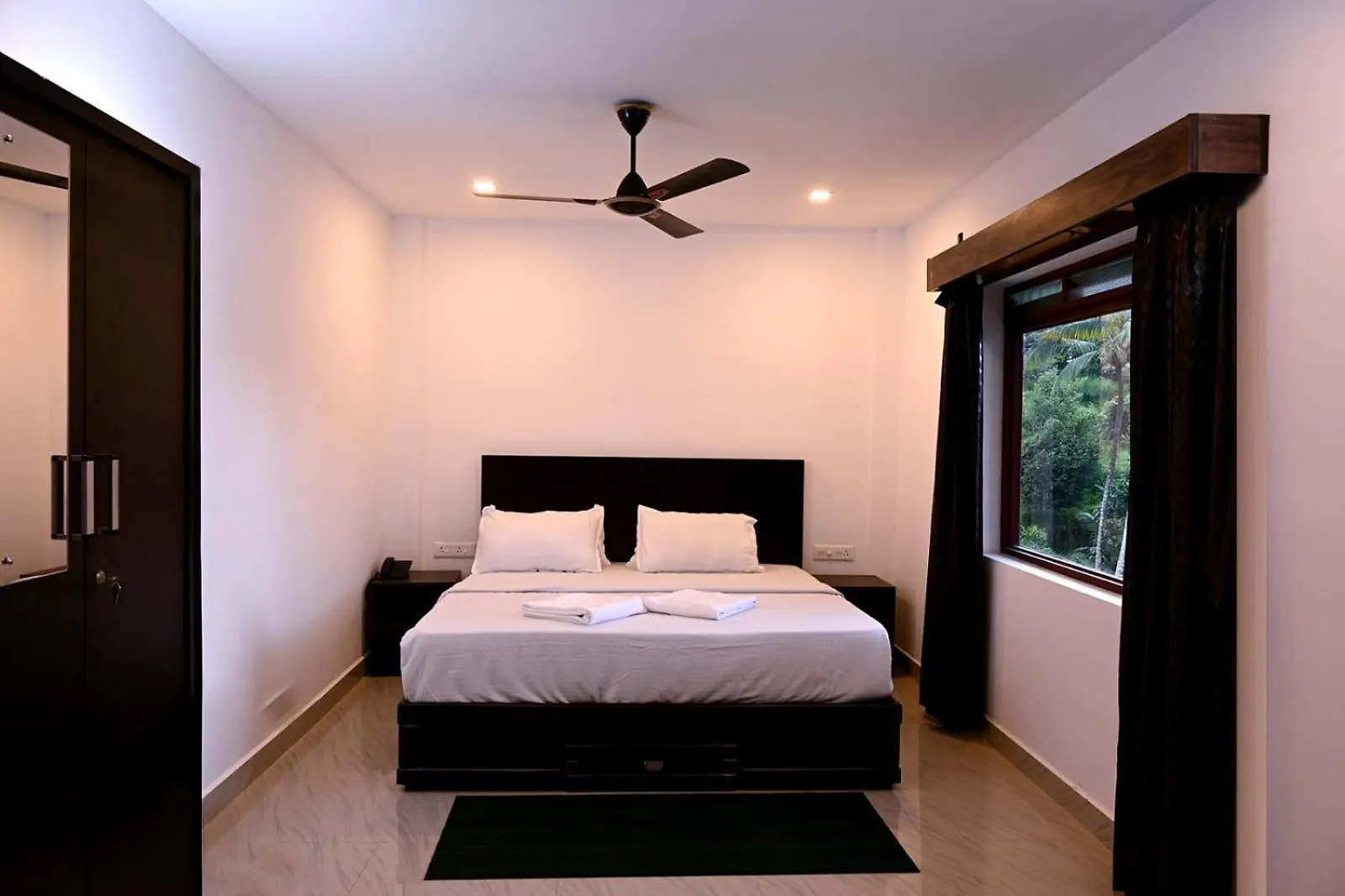 Hotell Rainwood Aurum Resort Munnar